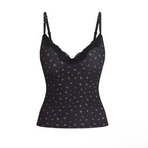 SKIMS NWT FITS EVERYBODY LACE ROSE BUD PUSH-UP CAMI SZ MEDIUM